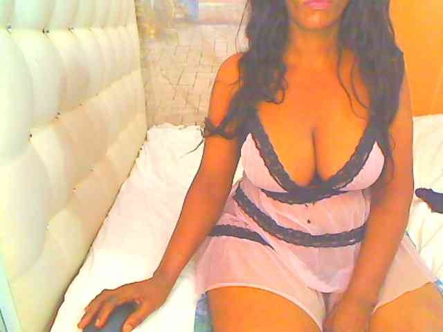 HOTLILLIE webcam