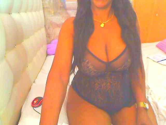 HOTLILLIE webcam