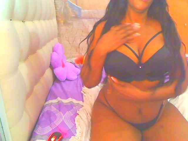 HOTLILLIE webcam