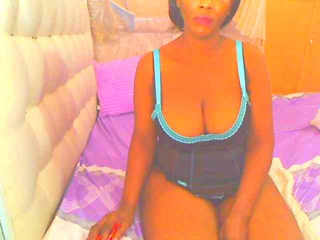 HOTLILLIE webcam
