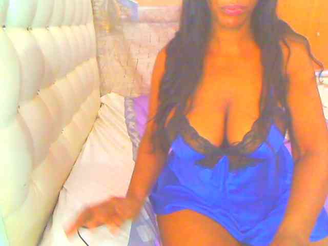 HOTLILLIE webcam
