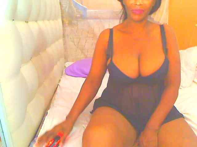 HOTLILLIE webcam