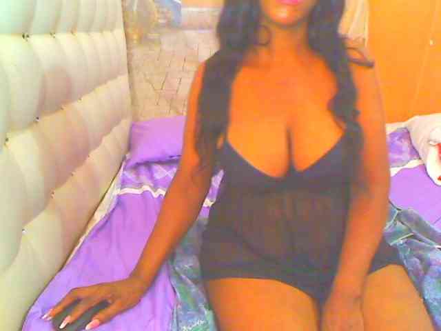 HOTLILLIE webcam