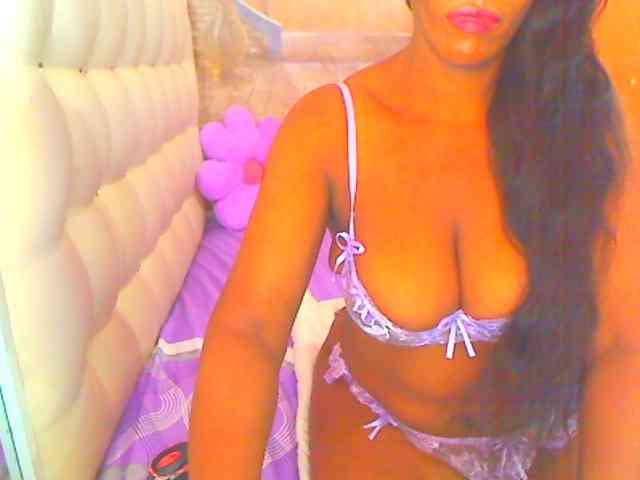 HOTLILLIE webcam
