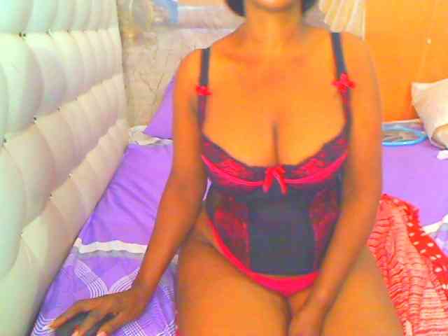 HOTLILLIE webcam