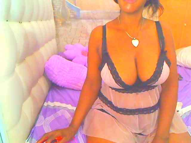 HOTLILLIE webcam