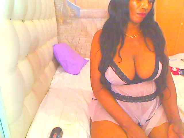 HOTLILLIE webcam