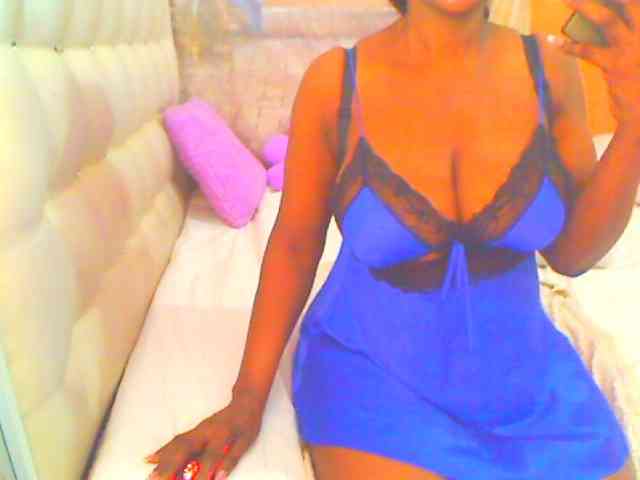 HOTLILLIE webcam