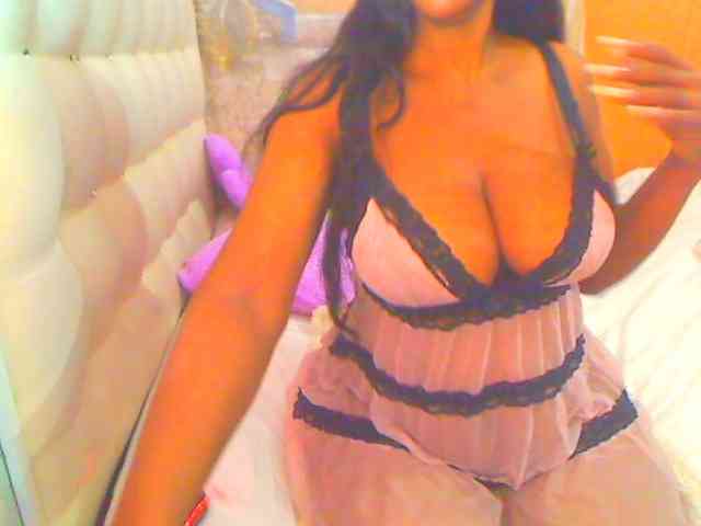 HOTLILLIE webcam