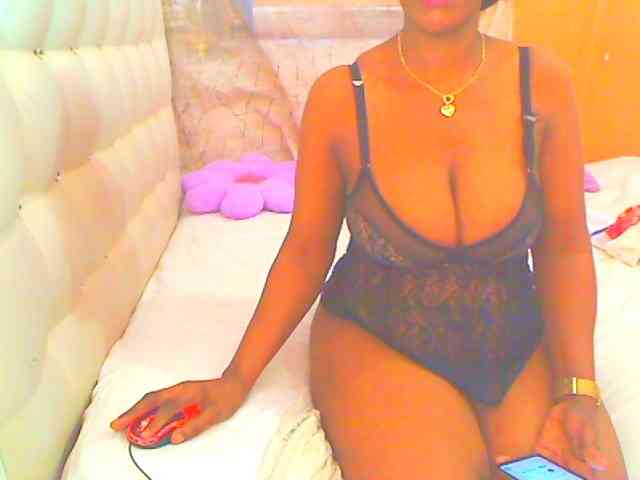 HOTLILLIE webcam