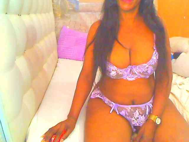 HOTLILLIE webcam