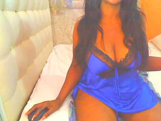 HOTLILLIE webcam