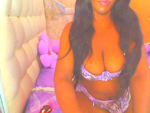 HOTLILLIE webcam
