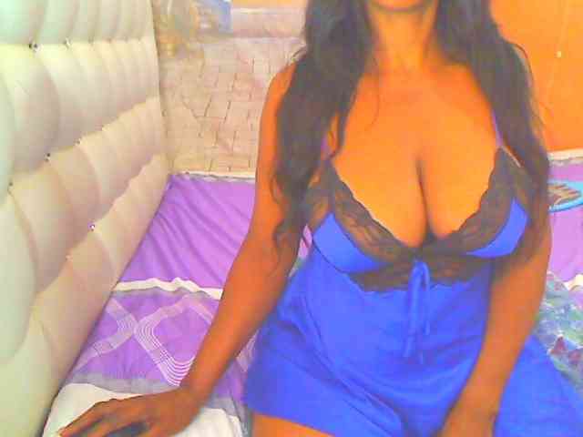 HOTLILLIE webcam