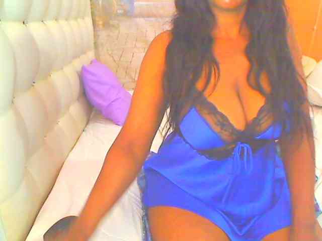 HOTLILLIE webcam