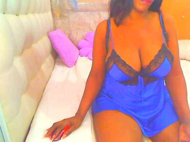 HOTLILLIE webcam