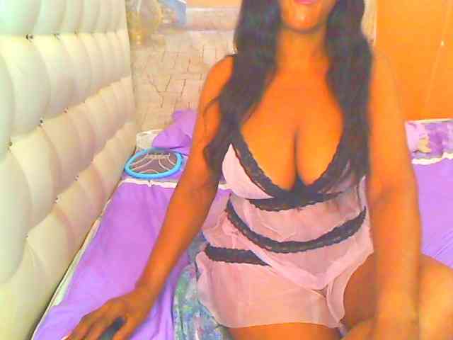 HOTLILLIE webcam