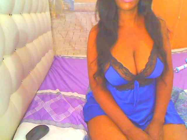 HOTLILLIE webcam