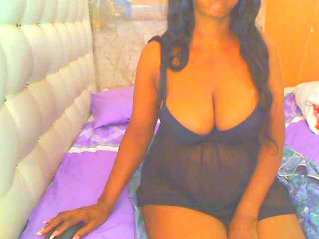 HOTLILLIE webcam