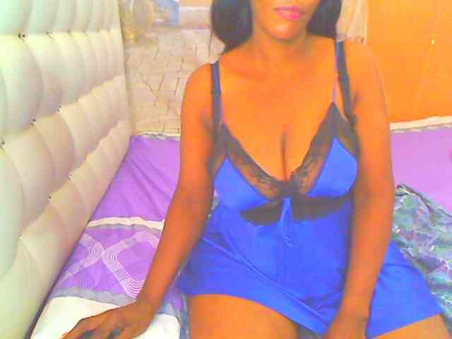HOTLILLIE webcam