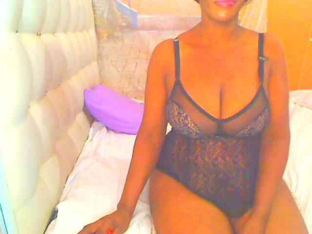 HOTLILLIE webcam