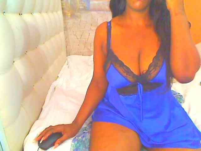 HOTLILLIE webcam