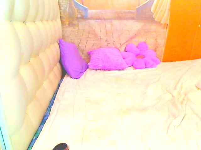 HOTLILLIE Sex Cam Show