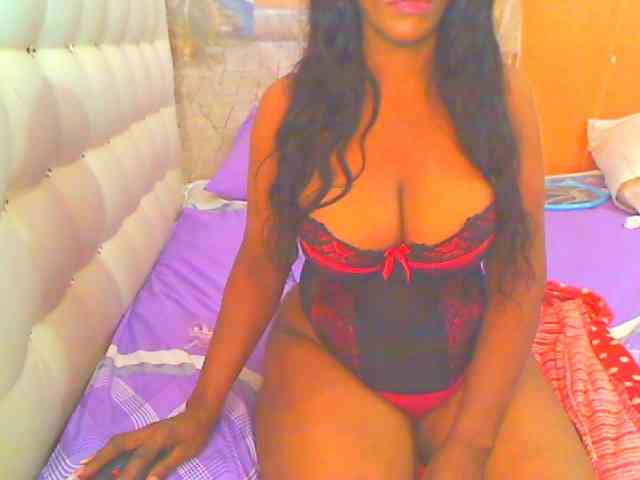 HOTLILLIE webcam