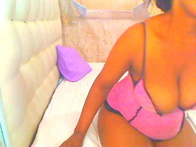 HOTLILLIE webcam