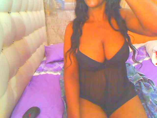 HOTLILLIE webcam