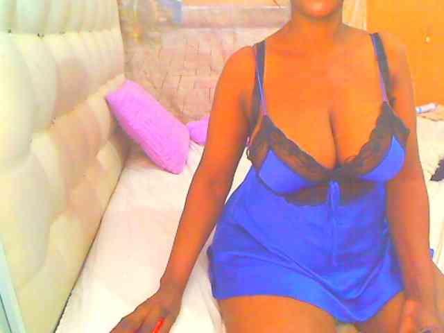 HOTLILLIE webcam