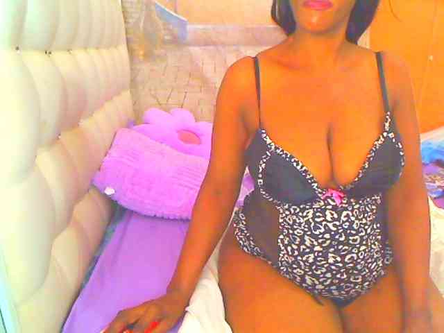 HOTLILLIE webcam