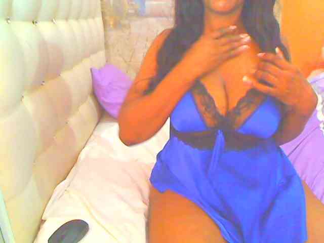 HOTLILLIE webcam