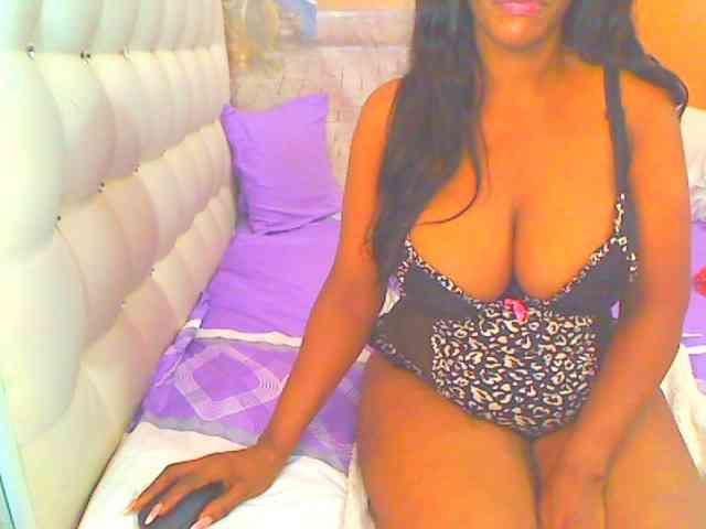 HOTLILLIE webcam
