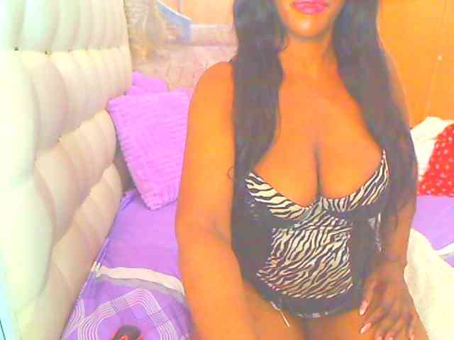 HOTLILLIE webcam