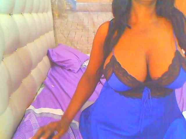 HOTLILLIE webcam