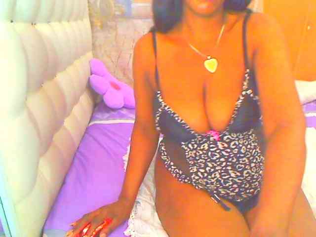 HOTLILLIE webcam