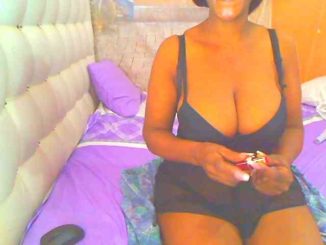 HOTLILLIE webcam