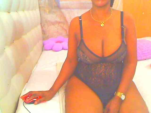 HOTLILLIE webcam