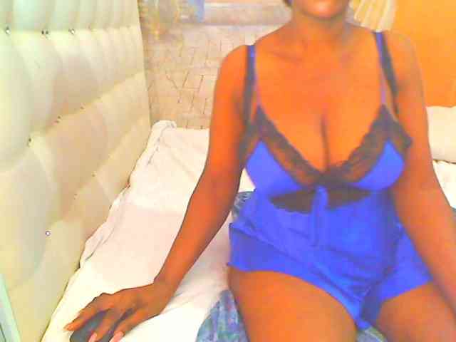 HOTLILLIE webcam