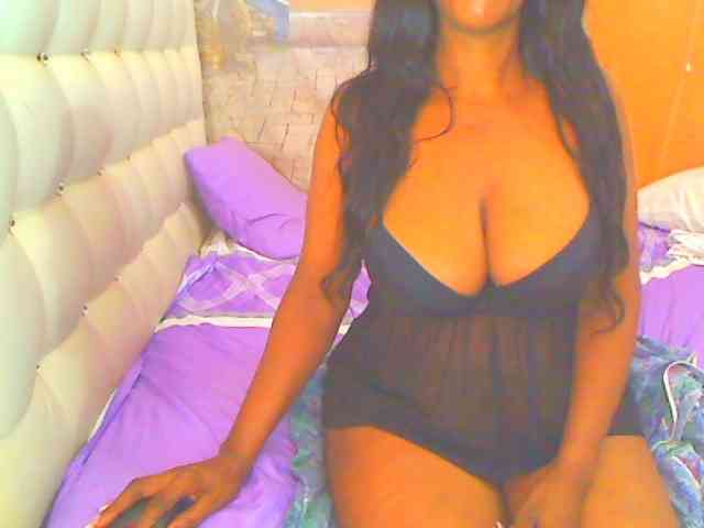 HOTLILLIE webcam