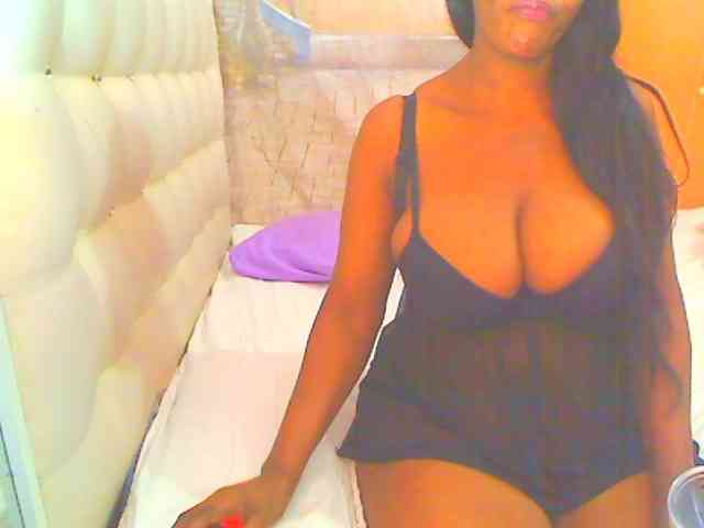 HOTLILLIE webcam