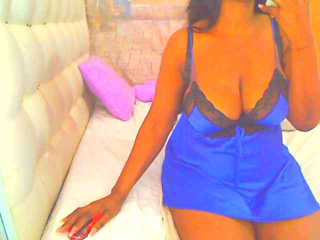 HOTLILLIE webcam
