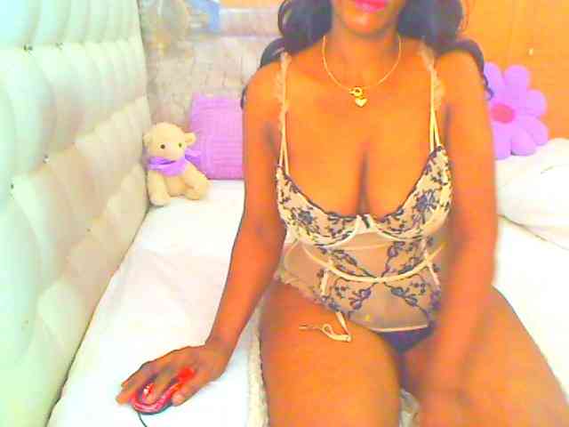 HOTLILLIE webcam
