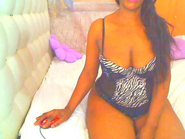 HOTLILLIE webcam