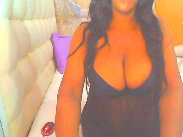 HOTLILLIE webcam