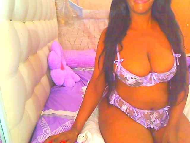 HOTLILLIE webcam