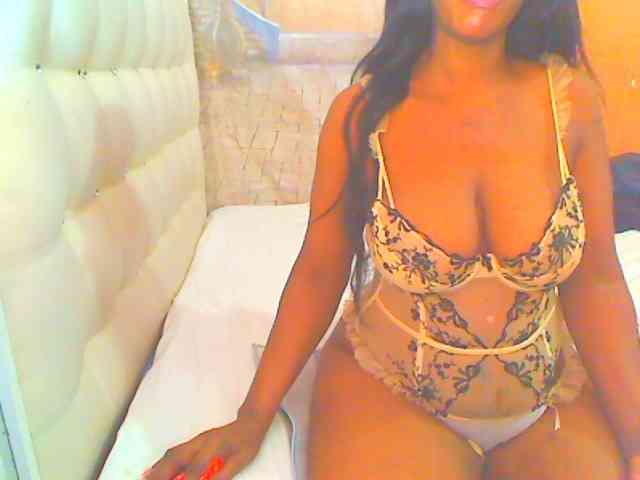 HOTLILLIE webcam
