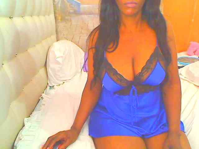 HOTLILLIE webcam
