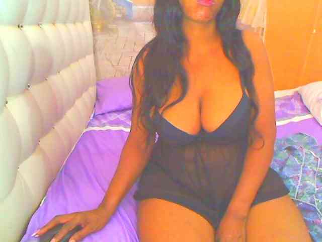 HOTLILLIE webcam